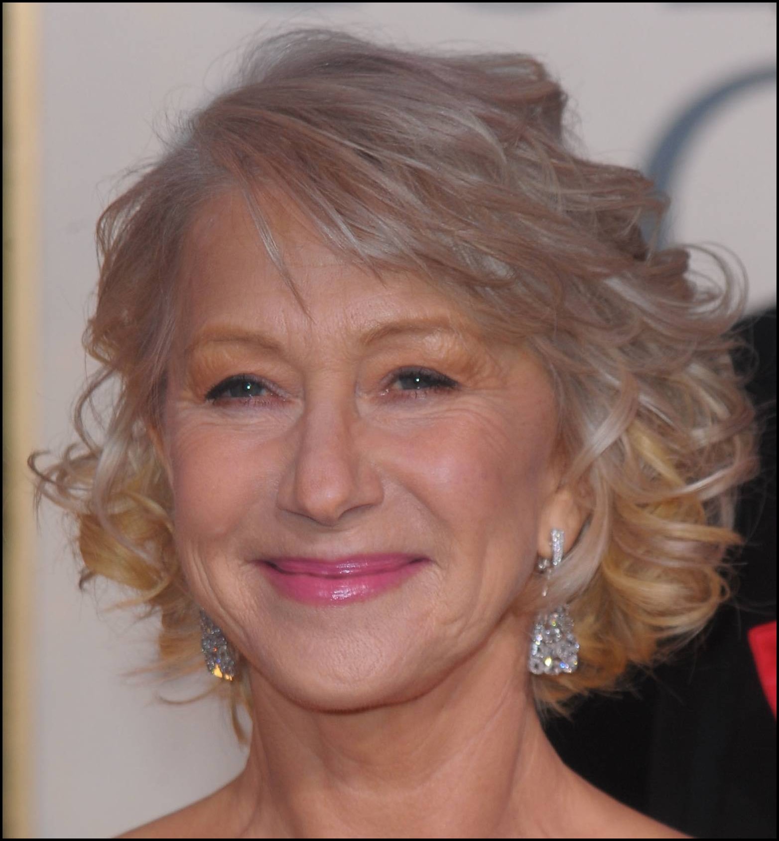 20 Hairstyles For Older Women - The Xerxes