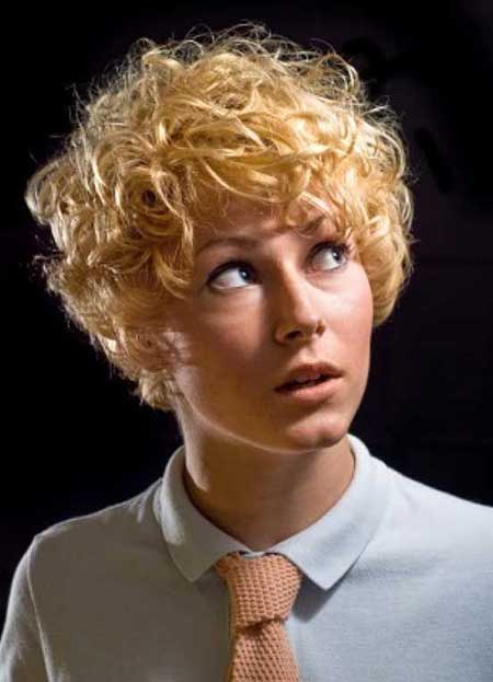 Incredibly Stylish Ideas For Really Naturally Curly Hair ...