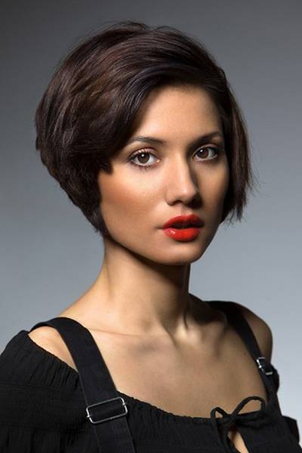 25 Stunning Short Layered Haircuts You Should Try - The Xerxes