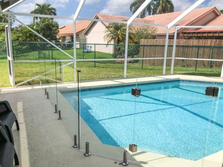 What Every Parent Needs to Know About Glass Pool Fencing and Gates